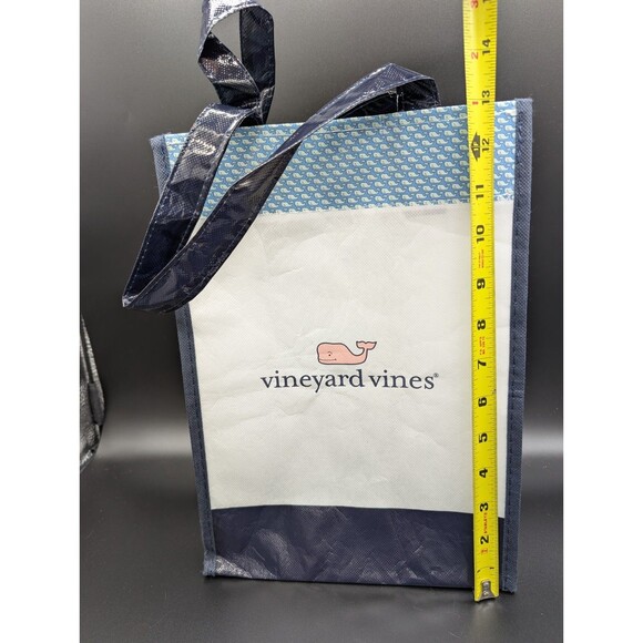 Vineyard Vines 9”X13” Shopping Nonwoven Tote Bag EUC - Picture 2 of 4